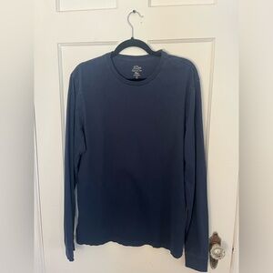 Men’s J. Crew Essential Tee Navy L slim